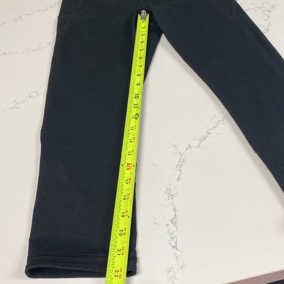 Under armour black tights - Picture 6 of 9